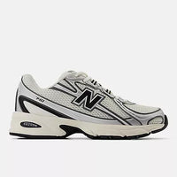 NB 740 V2 - Sea Salt avec Noir et Argent Métallisé / 36